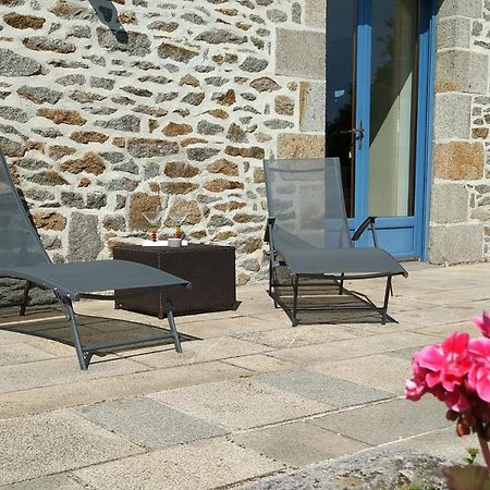 La Maison Bleue Saint-Sauveur-des-Landes Екстер'єр фото