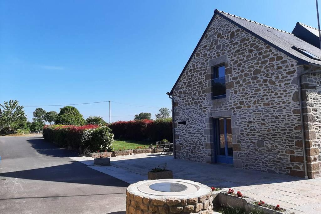 La Maison Bleue Saint-Sauveur-des-Landes Екстер'єр фото